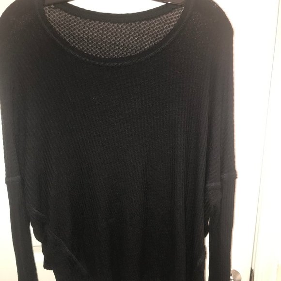 Onzie Women's Black Raglan Pullover NWT Size ML - Picture 1 of 12